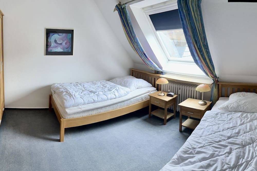 Ganze Wohnung, Gemütliche Ferienwohnung (88 qm) für bis zu vier Personen mit großzügigem Balkon in Silbach, Winterberg