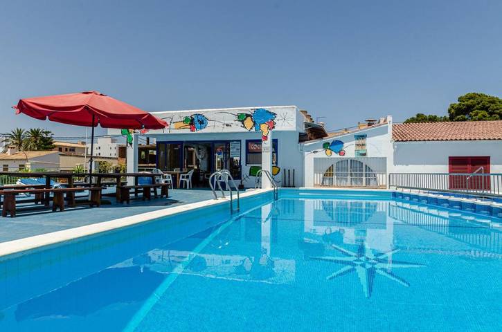 Gîte pour 2 personnes, avec terrasse ainsi que vue et piscine à Cala Ratjada - 2