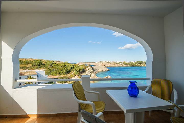 Appartamento per 4 persone, con idromassaggio e giardino nonché balcone a Arenal d'en Castell