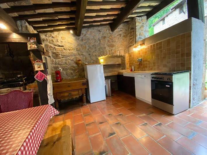 Location de vacances pour 7 personnes, avec Piscine et Vue à Juvinas - 2