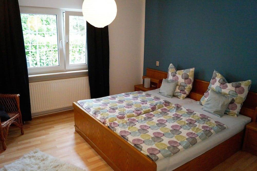 Ganze Wohnung, Gemütliche und ruhig gelegene Ferienwohnung nahe Kassel, 2 Zkb, bis 3 Personen in Fuldatal, Hessisches Bergland
