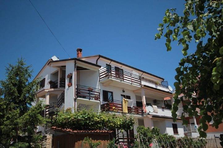 Appartamento per 2 persone, con balcone a Novigrad