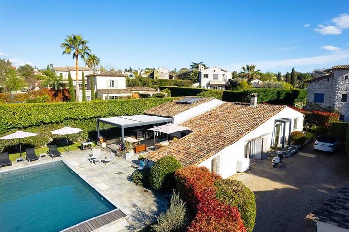 Villa pour 6 personnes, avec vue ainsi que jardin et piscine à La Colle-sur-Loup - 3