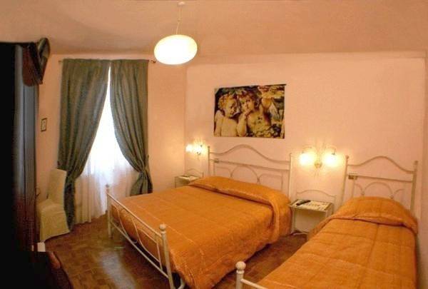 Maison d’hôte pour 3 personnes, avec Balcon et Terrasse ainsi que Jardin et Vue à Ferrare