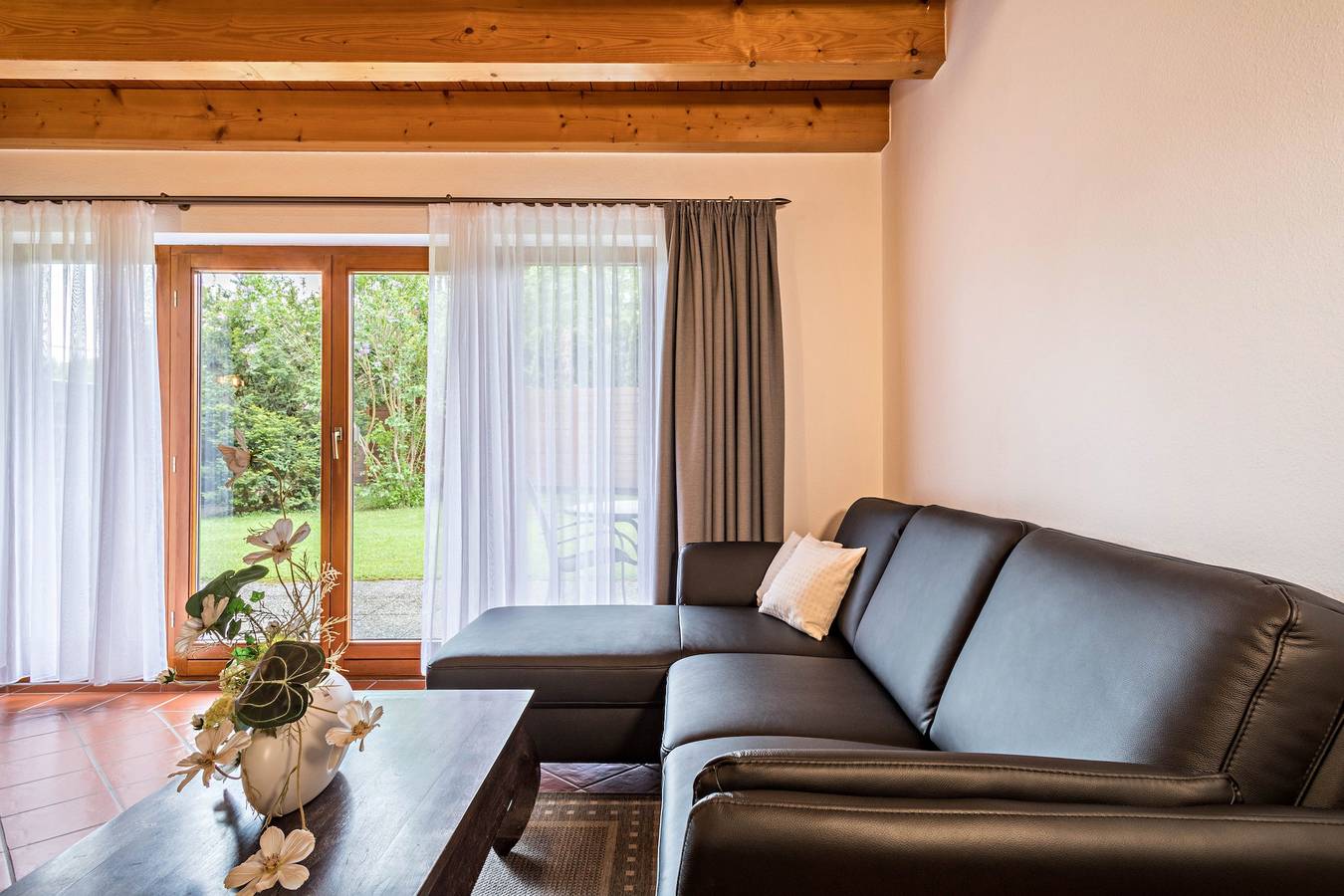 Appartement entier, "Gästehaus Heilig Appartement 2" à seulement quelques mètres du lac de Constance. in Langenargen, Region Bodensee-Oberschwaben