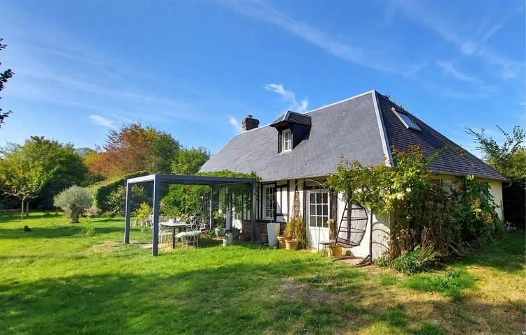Location de vacances pour 5 personnes, avec Terrasse et Jardin dans Mesnil-en-Ouche