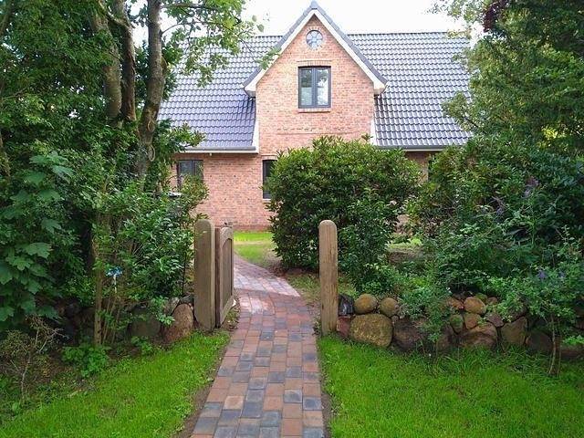 Ferienhaus für 3 Personen, mit Terrasse und Garten - 1