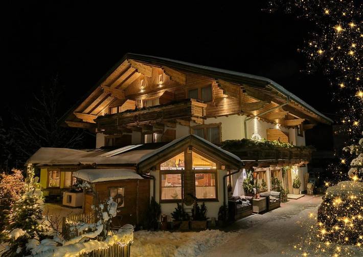 Maison d’hôte pour 4 personnes, avec jardin ainsi que sauna et piscine, animaux acceptés