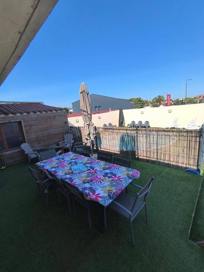 Location de vacances pour 10 personnes, avec jardin et piscine, animaux acceptés à Latour-Bas-Elne - 3