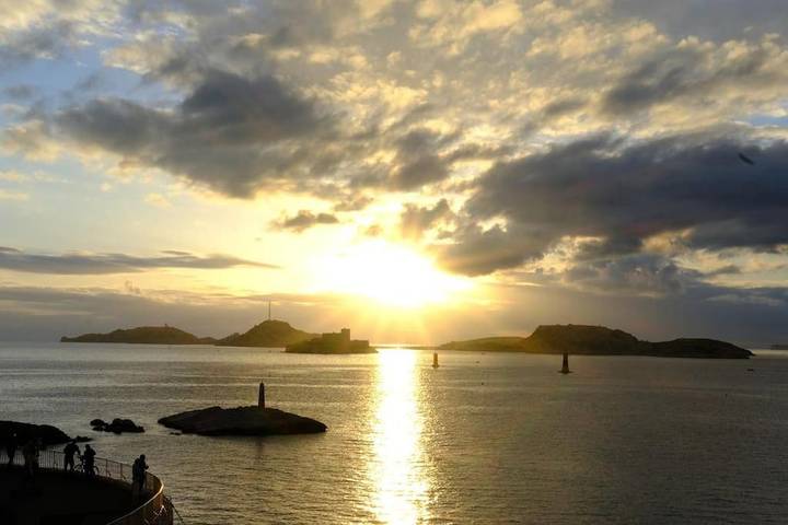 Gîte pour 5 personnes, avec vue et balcon dans Port du Vallon des Auffes - 4