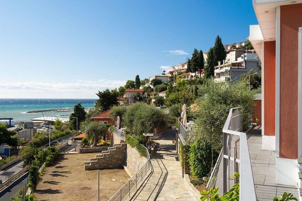 Passiflora (Slr400) by Interhome in San Lorenzo al Mare, Riviera di Ponente