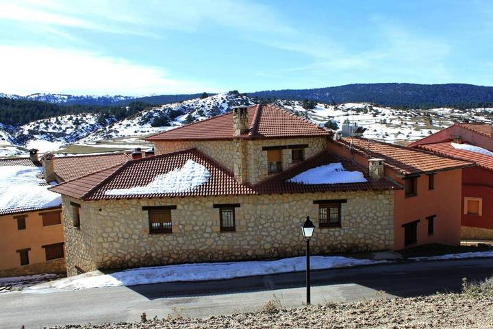Apartamento de vacaciones para 4 personas, con Balcón y Terraza además de Jardín y Vistas en Serranía de Cuenca
