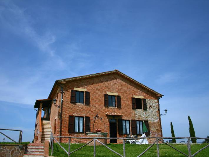 Casa vacanza per 4 persone, con Terrazza e Giardino nonché Piscina a Asciano