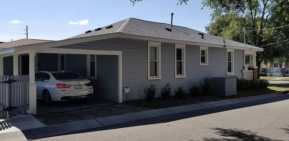 Vacation rental for 6 people, with hot tub and yard, with pets in Wilmington