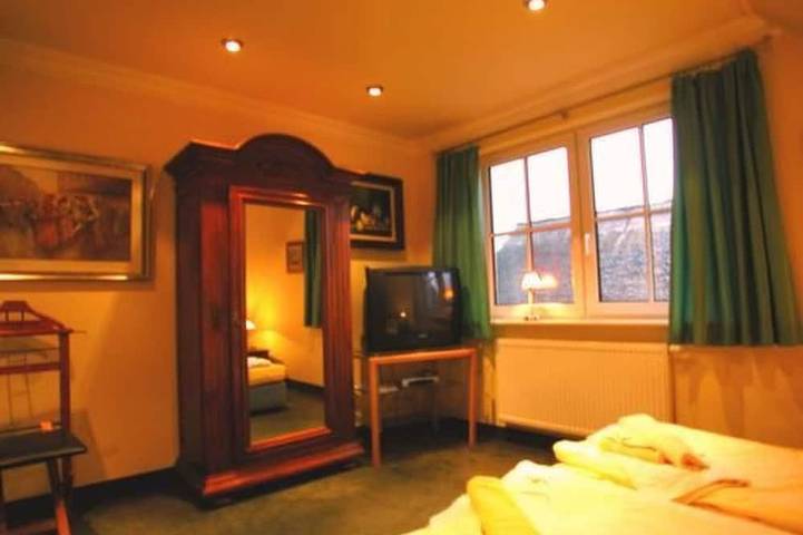 Ferienhaus für 8 Personen, mit Garten in Groß Zicker - 2