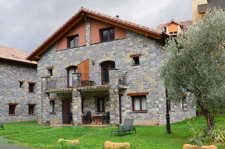 Casa rural para 5 personas, con sauna además de vistas y jardín, Se admiten mascotas en Pirineo Aragonés - 4