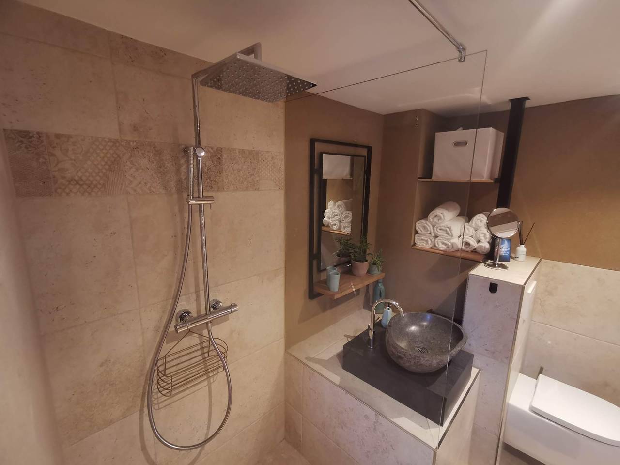 Ganze Ferienwohnung, Appartement/Fewo, Dusche, Wc, 2 Schlafräume in Bürs, Brandnertal