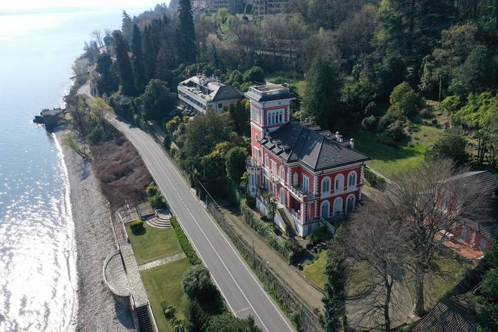 Ferienwohnung für 5 Personen, mit Balkon und Terrasse sowie Garten und Seeblick in Comune di Stresa - 2