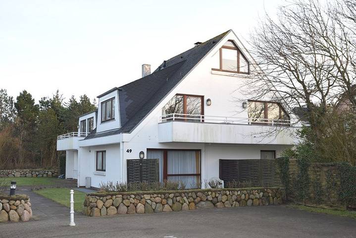 Ganze Wohnung, Gemütliches 2-Zimmer-Appartement mit Terrasse und Strandkorb in Wenningstedt in Wenningstedt, Sylt