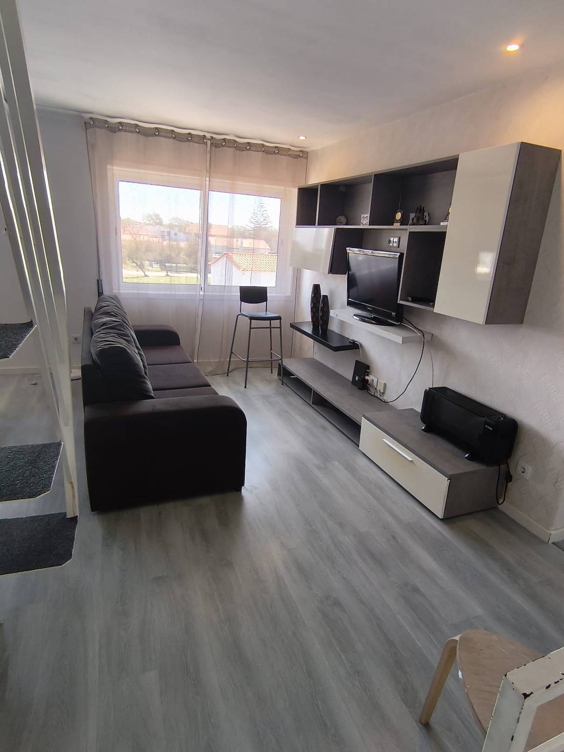 Miramar 8Guests Front Beach Terrace View Villa in Gulpilhares e Valadares, Distrito do Porto