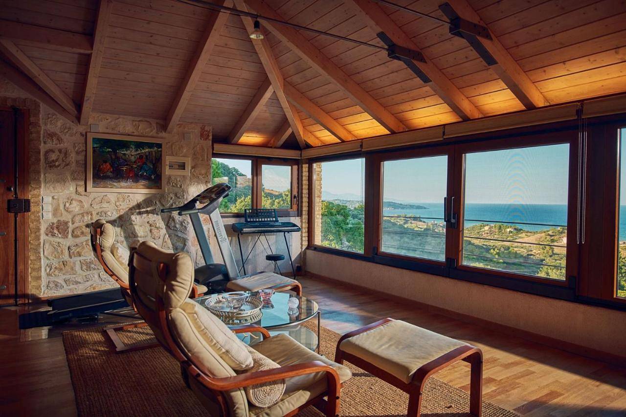 Villa with Private Pool in Αργάσι, Ζάκυνθο