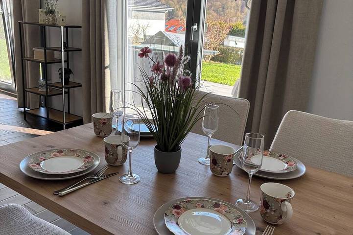 Ferienwohnung für 4 Personen, mit Whirlpool und Garten - 1