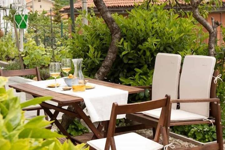 Ferienwohnung für 3 Personen, mit Terrasse und Garten - 1
