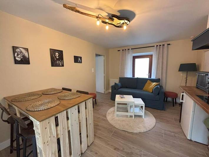 Gîte pour 3 personnes, avec piscine et jardin à Lédergues - 2