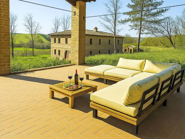 Location de vacances pour 8 personnes, avec terrasse ainsi que vue et jardin, animaux acceptés à Buonconvento - 2