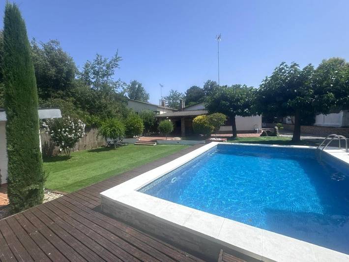 Villa for 6 people, with garden and pool, with pets - 1
