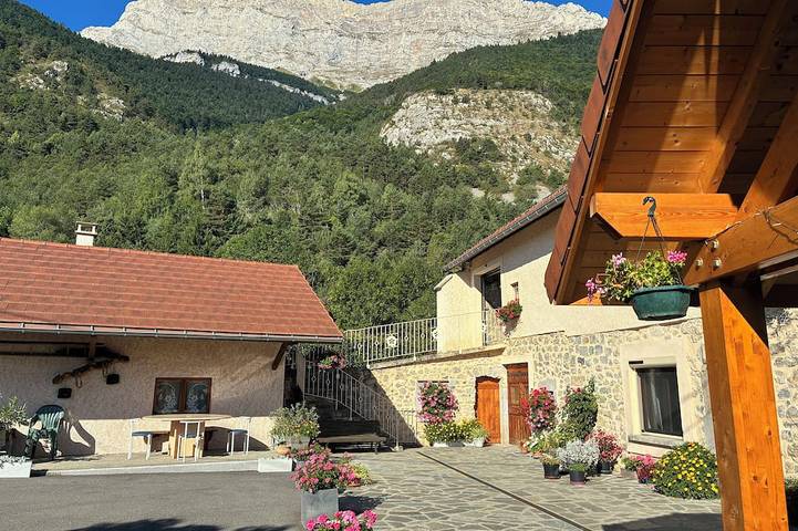 Gîte pour 6 personnes, avec Jardin