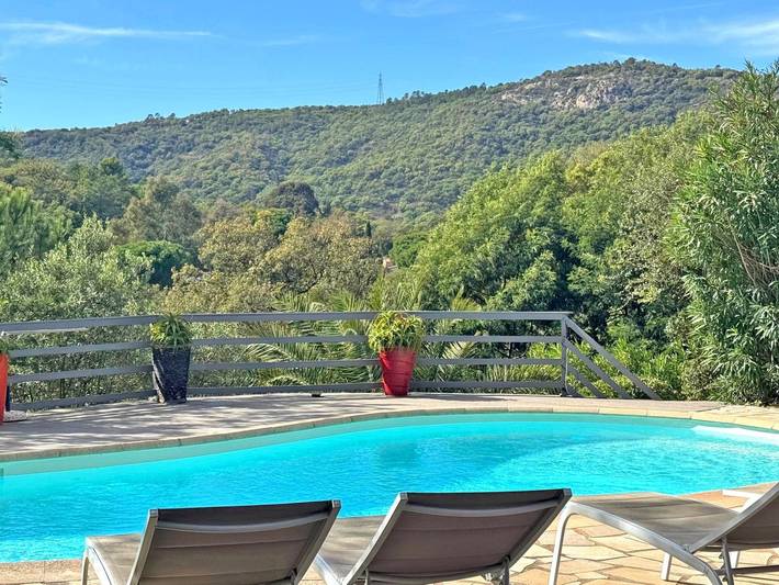 Casa de vacaciones para 6 personas, con piscina además de jardín y terraza, Se admiten mascotas - 1
