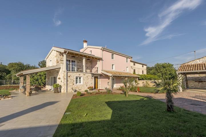 Villa für 10 Personen, mit Garten und Sauna sowie Pool in Umag und Umgebung - 2