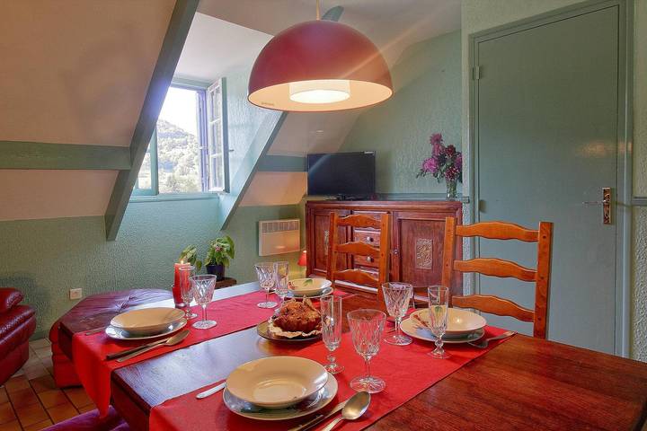 Gîte pour 4 personnes, animaux acceptés à Juncalas - 2