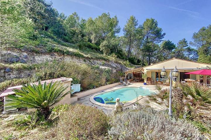 Villa pour 6 personnes, avec terrasse et jardin, animaux acceptés à Vidauban