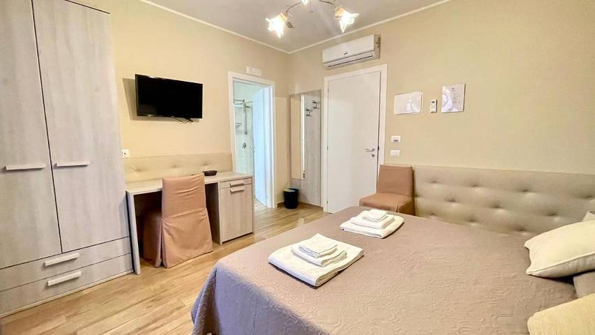 Chambre d’hôte pour 2 personnes, avec jacuzzi et balcon à Aci Castello - 2