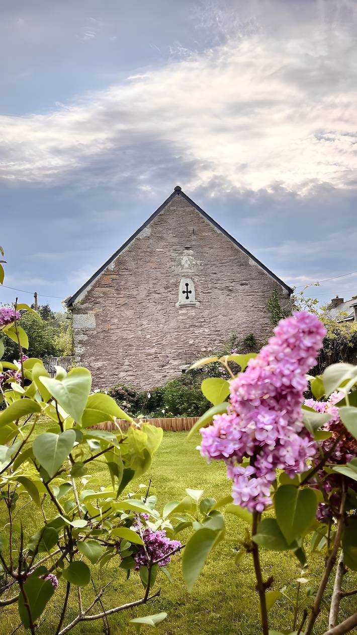 Holiday home 'Le Gîte De Burguin' with private terrace, shared garden and Wi-Fi