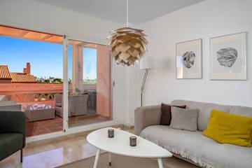 Holiday Rental for 5 People in Urbanizacion Moana, Mijas, Photo 3