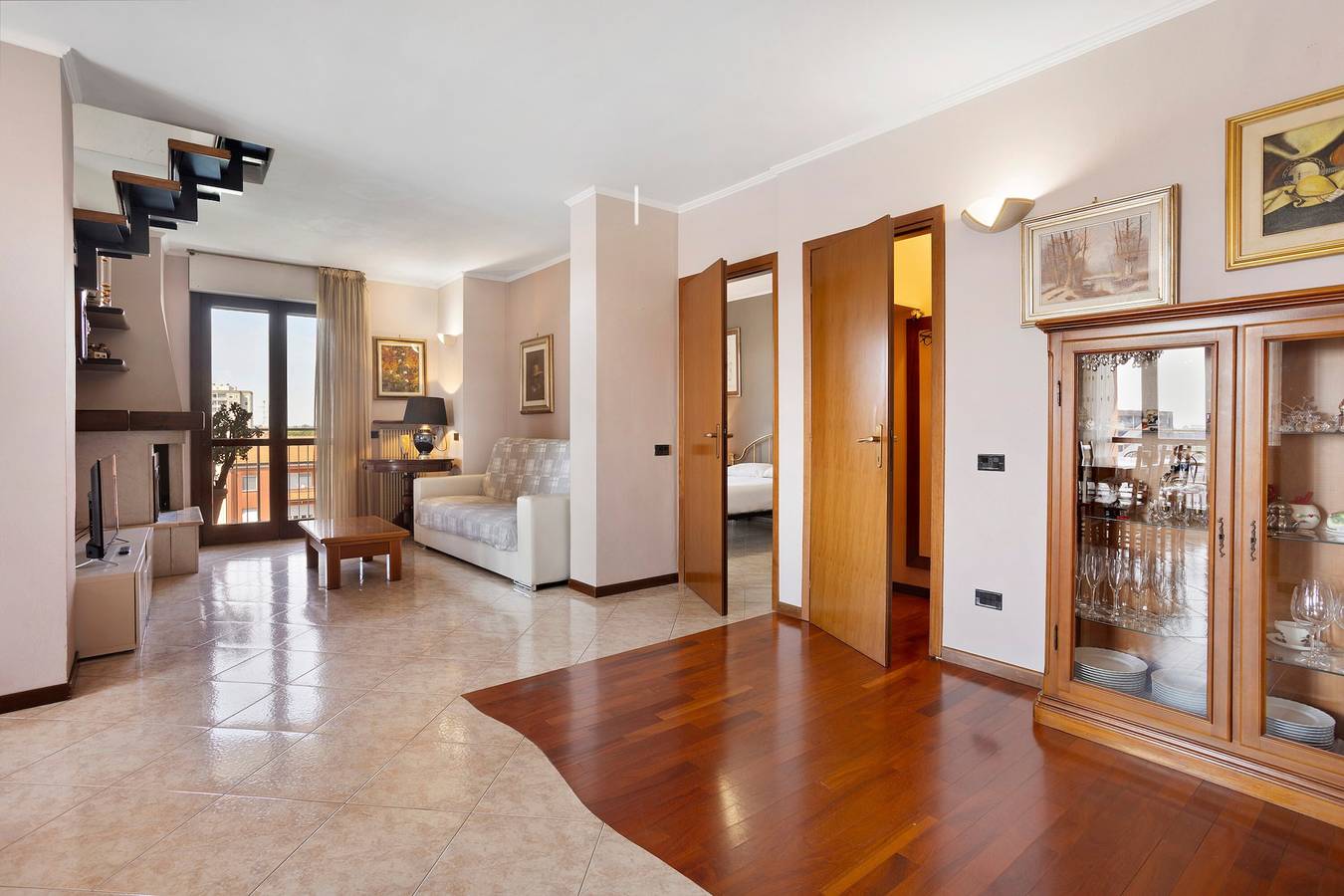 Entire apartment, Panoramic L&D – Apartment with Panoramic View of Milan in Milan, Milan Province