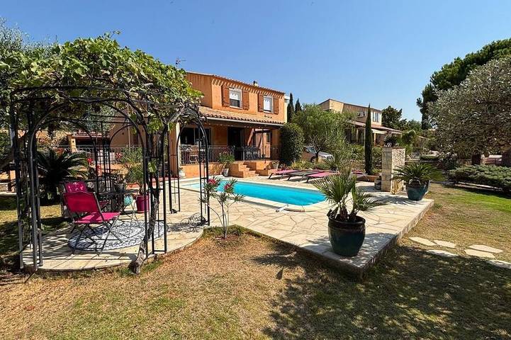 Maison de vacances pour 6 personnes, avec terrasse et jardin