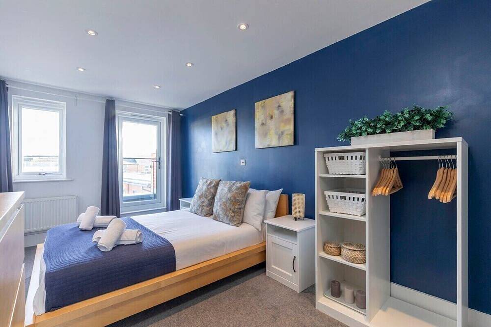 En Ville-Maison-Vue ville-Salle de bain privée in Cheltenham, Gloucestershire