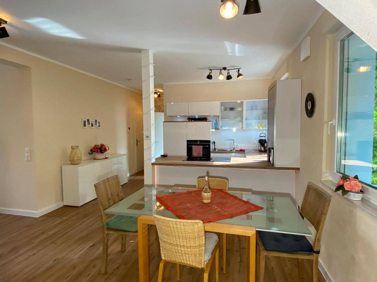 Ganze Wohnung, Apartment am Schloss in Phantasialand, Brühl