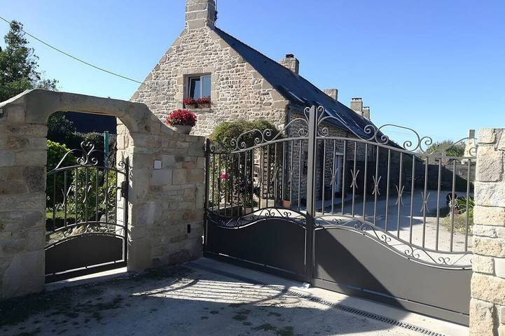 Location de vacances pour 4 personnes, avec jardin et terrasse à Locmariaquer
