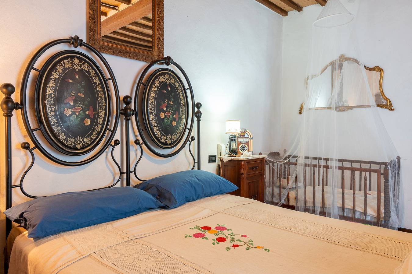 Doppelzimmer 'Beb 1416' mit Gemeinschaftsterrasse, Gemeinschaftsgarten und Wi-Fi in Anghiari, Valtiberina