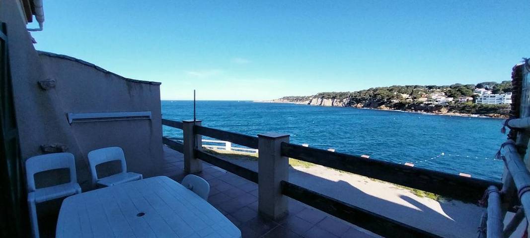 Location de vacances pour 8 personnes, avec vue et terrasse dans Plage de Portissol - 4