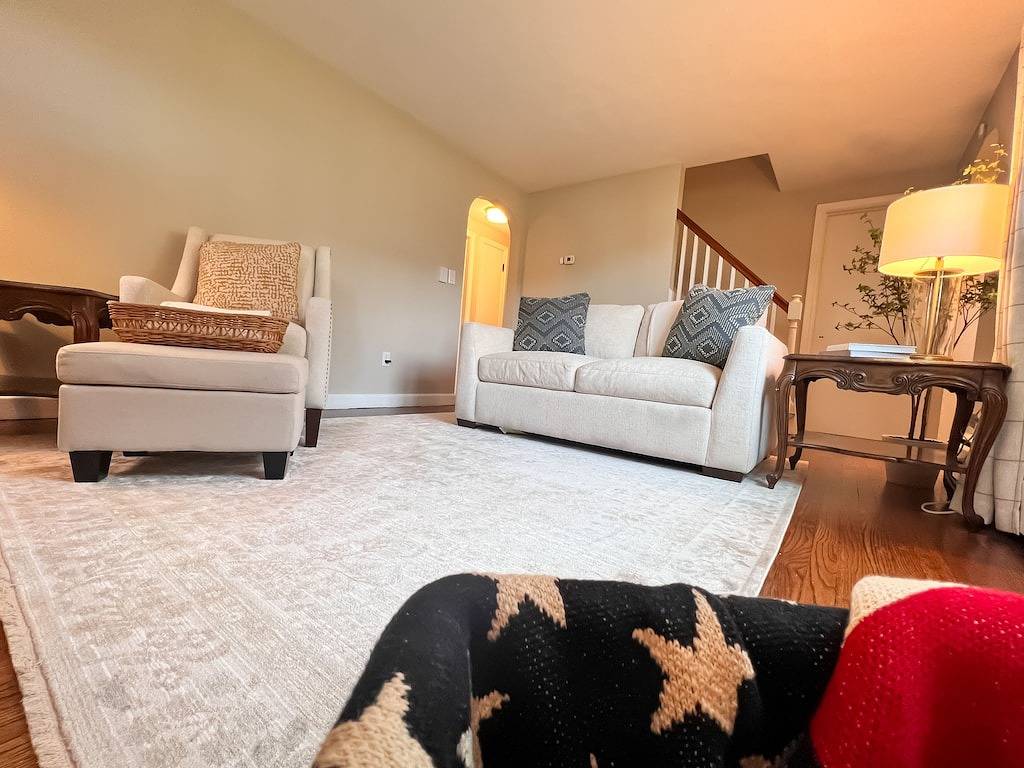 Charming 3Br Hilltop House, Newly Remodeled with Arcade in Litchfield County