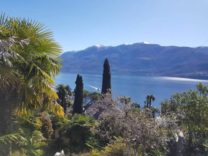 Maison d’hôte pour 3 personnes, avec terrasse et vue sur le lac ainsi que jardin et vue dans Tessin