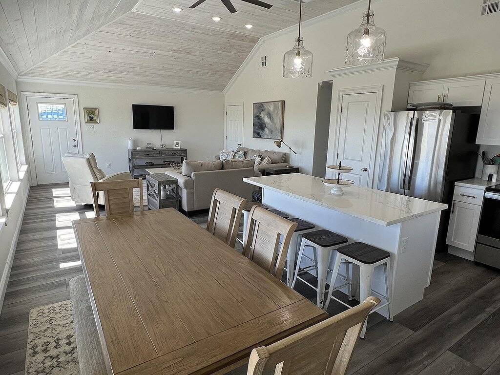 Breakaway - Beachfront - Island Realty in Grand Isle, Jefferson Parish