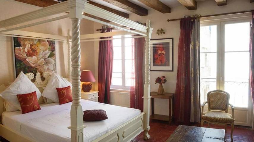 Chambre d’hôte pour 2 personnes, avec Balcon et Vue à Loches - 2