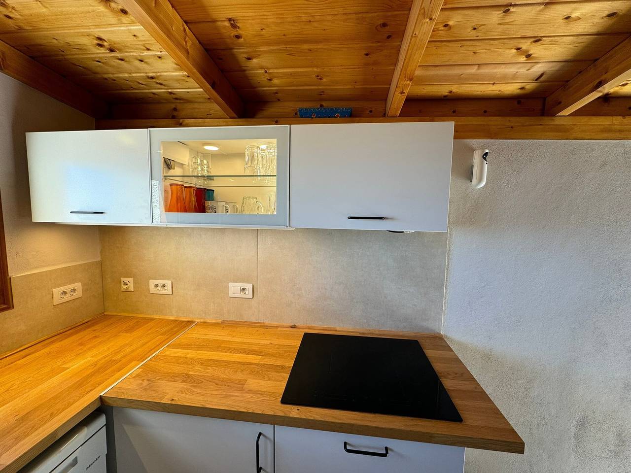 Entire studio, Studio 'Mirador Amanay' with Sea View, Wi-Fi and Air Conditioning in El Draguito, Granadilla de Abona